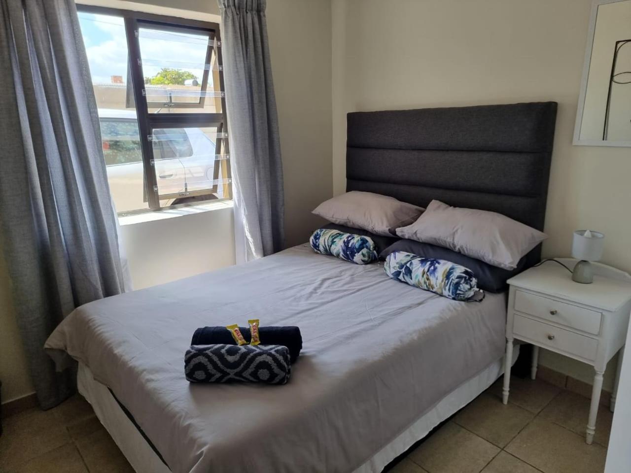 La Bella Vida Self Catering Apartment *