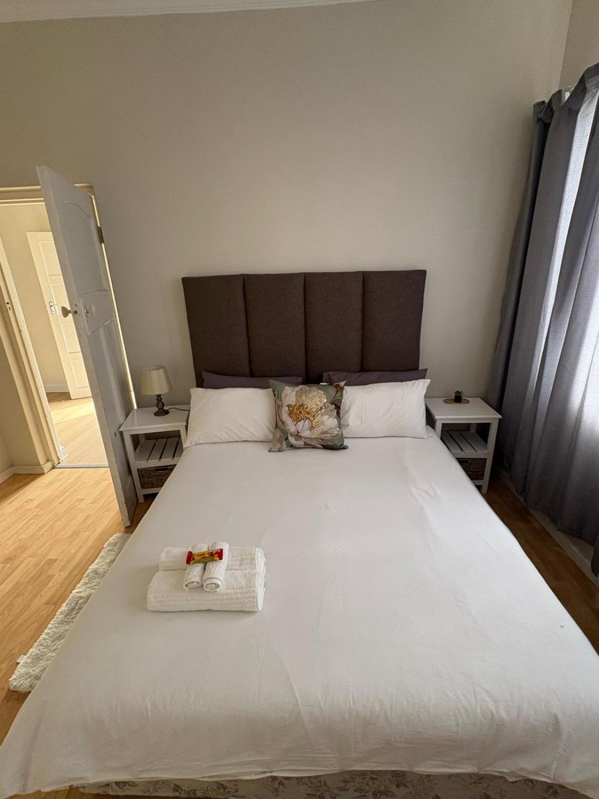 La Bella Vida Self Catering Apartment Bellville